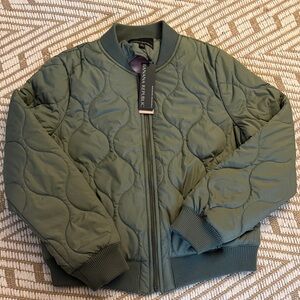 Banana Republic Olive Quilted Bomber Jacket size S